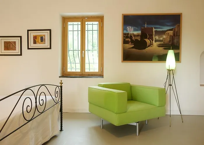 בית חווה Sopra Il Limoneto צ'טארה