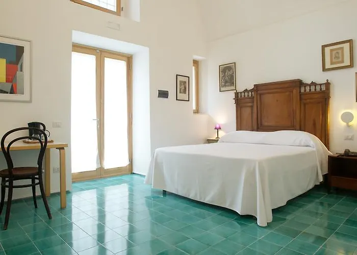 בית חווה Sopra Il Limoneto צ'טארה